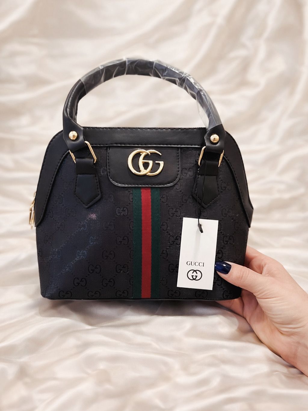 gucci el çantası siyah